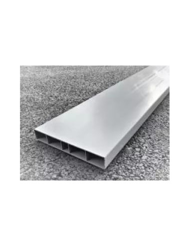 PLAQUE DE SOUBASSEMENT EN PVC RECYCLÉ 252.5 X H25 X 3,8 CM - Ambiance Cloture