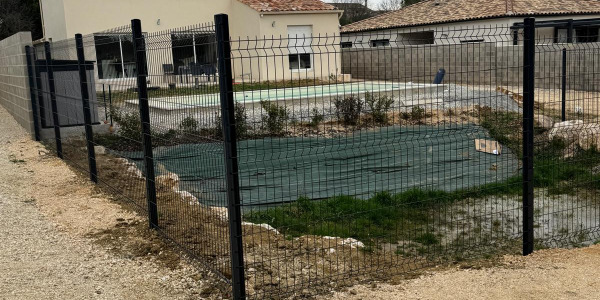 Clôture complète d'une villa